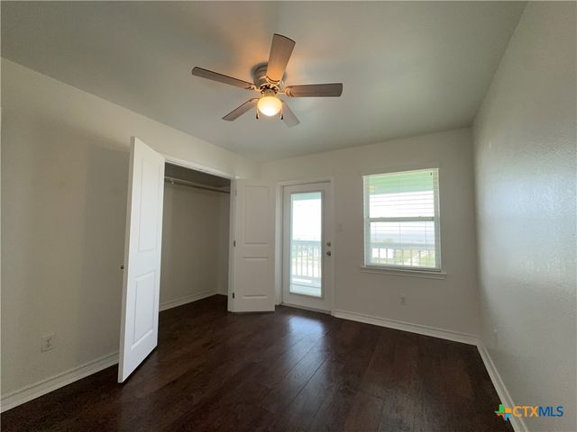 417 & 419 S Commerce Street, Port Lavaca, TX 77979