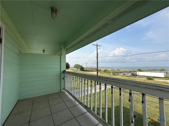 417 & 419 S Commerce Street, Port Lavaca, TX 77979