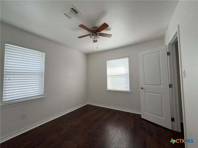 417 & 419 S Commerce Street, Port Lavaca, TX 77979