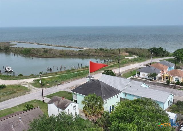 417 & 419 S Commerce Street, Port Lavaca, TX 77979