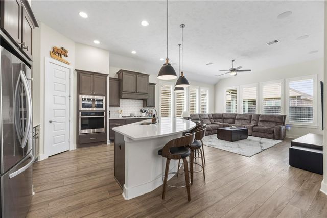 15823 Lloyd Park Drive, Cypress, TX 77433