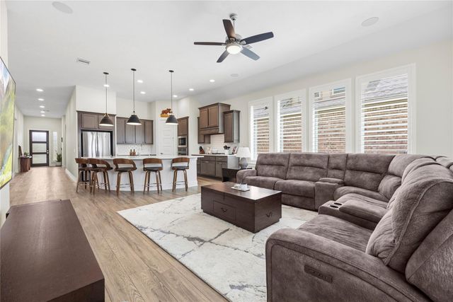 15823 Lloyd Park Drive, Cypress, TX 77433