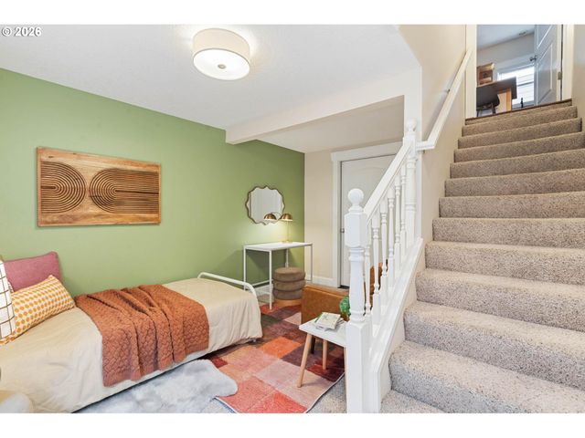 4946 Ne 35TH Pl, Portland, OR 97211