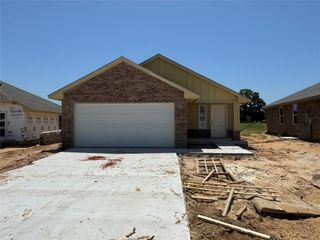 20668 Brush Creek Boulevard, Harrah, OK 73045