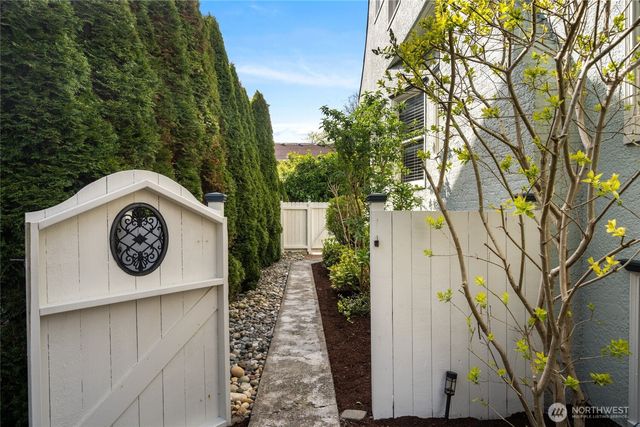 1507 15th Street, Anacortes, WA 98221