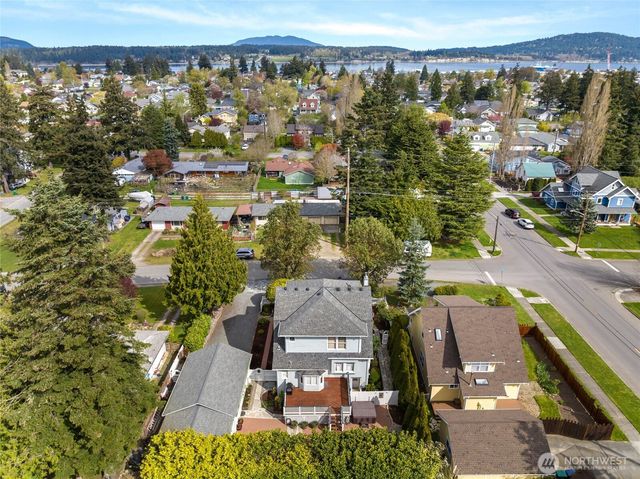 1507 15th Street, Anacortes, WA 98221