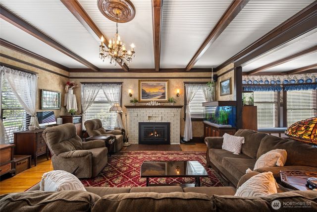 1507 15th Street, Anacortes, WA 98221