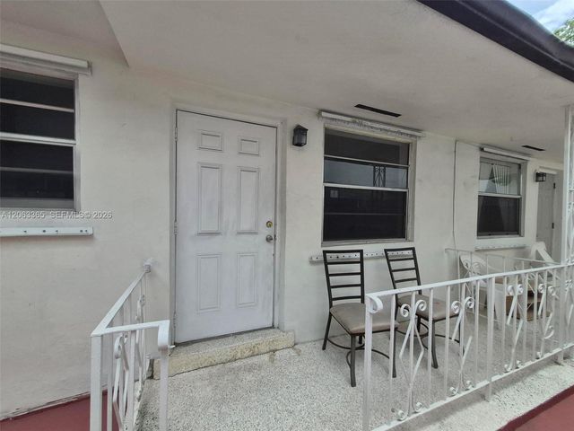 1715 SW 4th Street 1717, Miami, FL 33135