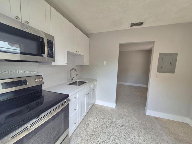 1715 SW 4th Street 1717, Miami, FL 33135