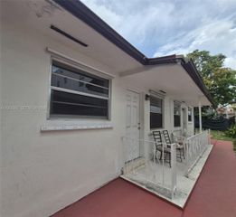 1715 SW 4th Street 1717, Miami, FL 33135