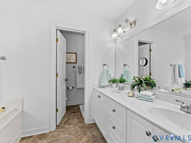 409 Aldengate Ter, Midlothian, VA 23114