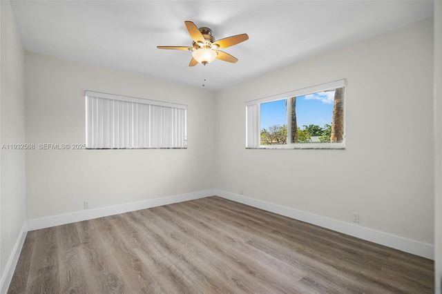 251 SE 7th St, Pompano Beach, FL 33060