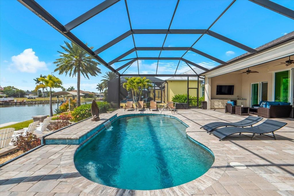 Image 40 of property listing at 15380 ALSASK CIRCLE, Port Charlotte, FL 33981