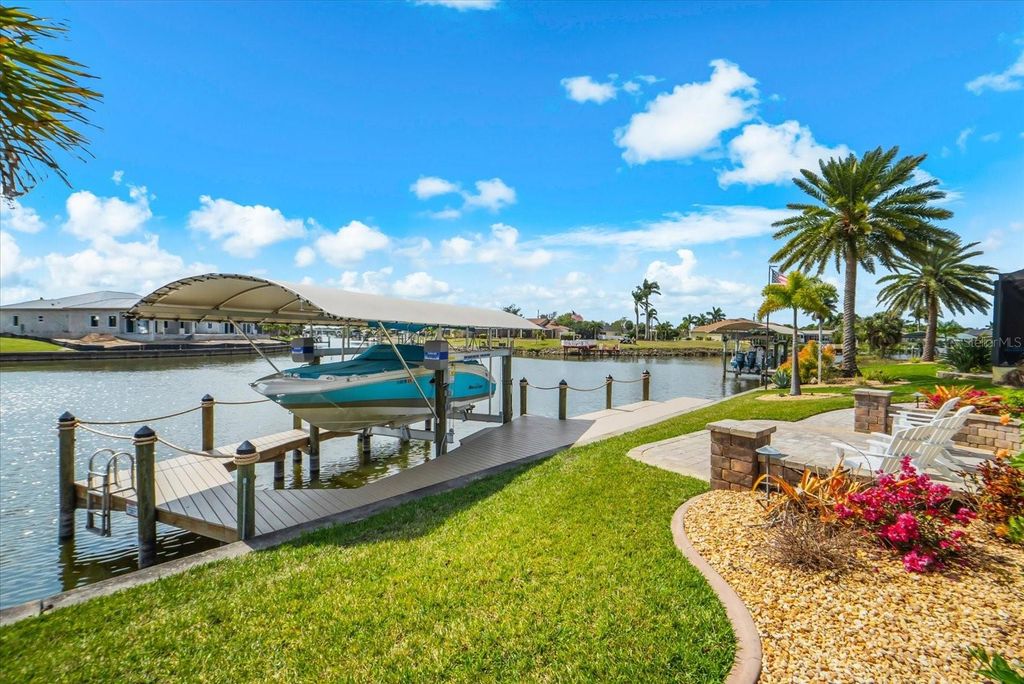 Image 44 of property listing at 15380 ALSASK CIRCLE, Port Charlotte, FL 33981