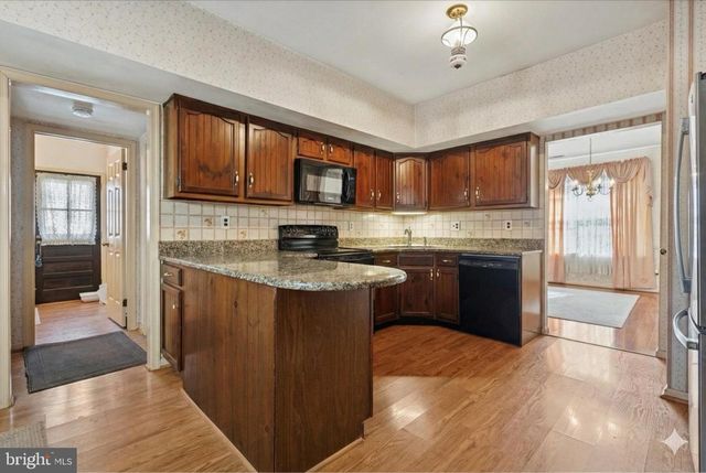 71 COVEY LN, Southampton, PA 18966