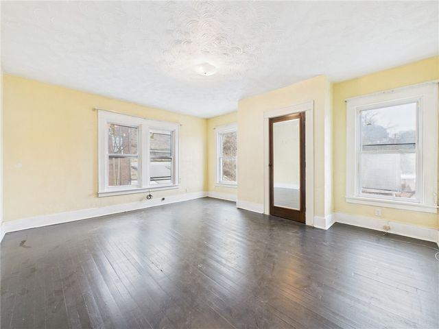 502 W Liberty Ave, N Charleroi, PA 15022