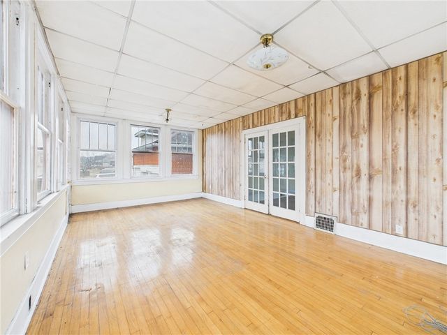 502 W Liberty Ave, N Charleroi, PA 15022