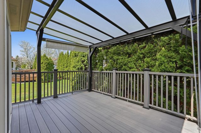 17233 Pond Drive, Clinton Twp, MI 48038