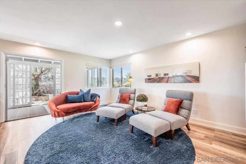Image 20 of property listing at 3603 Lorimer Ln, Encinitas, CA 92024