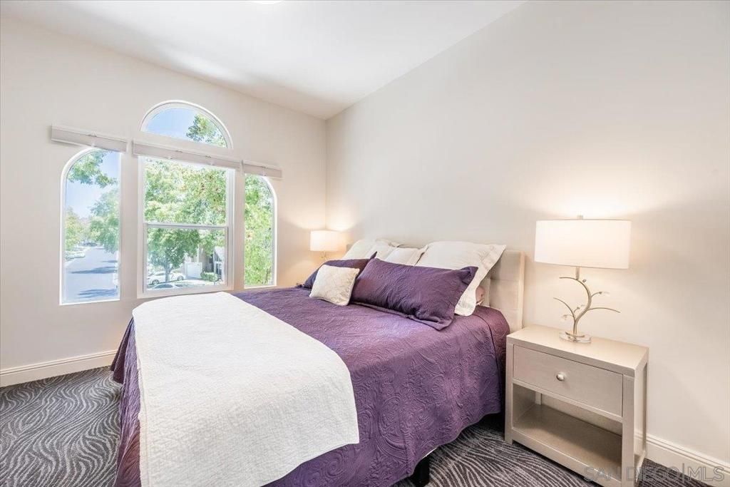 Image 34 of property listing at 3603 Lorimer Ln, Encinitas, CA 92024