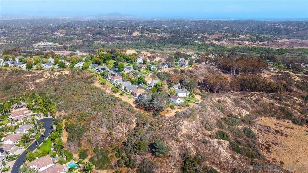 Image 51 of property listing at 3603 Lorimer Ln, Encinitas, CA 92024