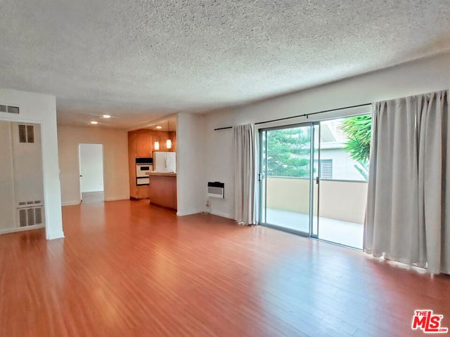 943 19th Street 5, Santa Monica, CA 90403