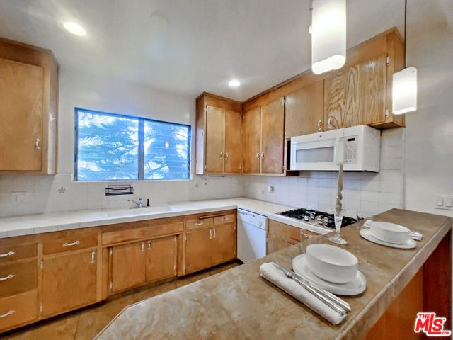 943 19th Street 5, Santa Monica, CA 90403