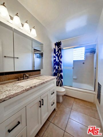 943 19th Street 5, Santa Monica, CA 90403