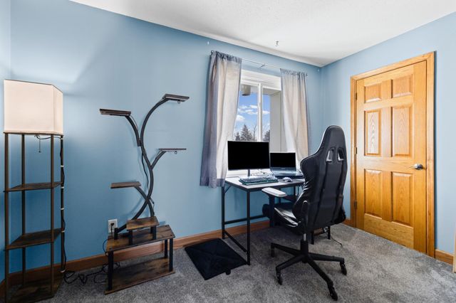 6016 Golden Valley Road, Golden Valley, MN 55422