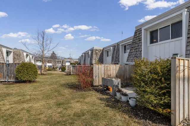 6016 Golden Valley Road, Golden Valley, MN 55422