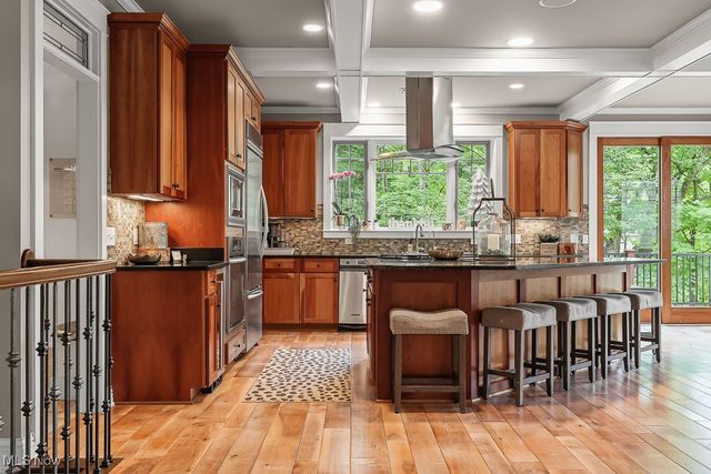 2247 Rollingwood Drive, Medina, OH 44256