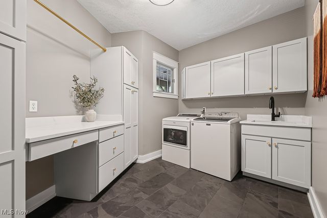 2247 Rollingwood Drive, Medina, OH 44256