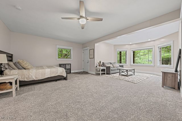 2247 Rollingwood Drive, Medina, OH 44256