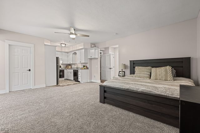 2247 Rollingwood Drive, Medina, OH 44256