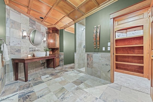 2247 Rollingwood Drive, Medina, OH 44256