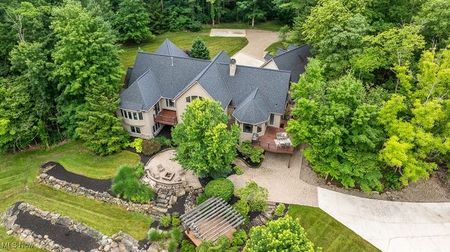 2247 Rollingwood Drive, Medina, OH 44256