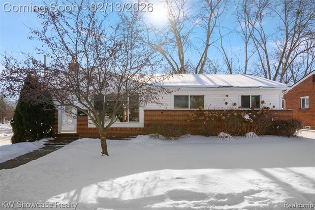 42011 Brentwood Drive, Plymouth, MI 48170