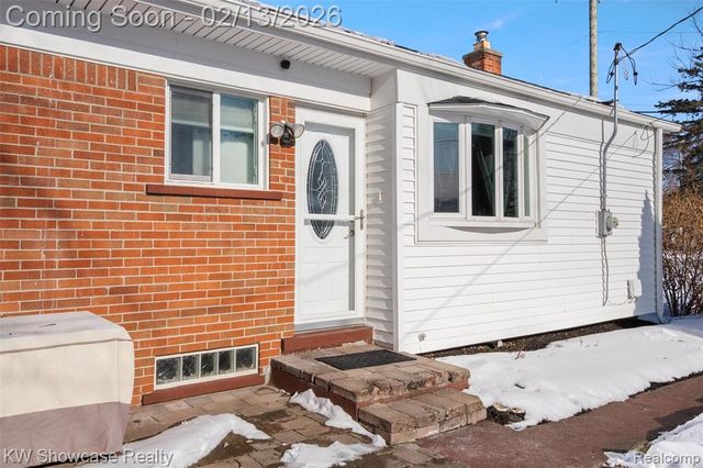 42011 Brentwood Drive, Plymouth, MI 48170