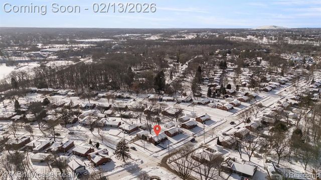 42011 Brentwood Drive, Plymouth, MI 48170