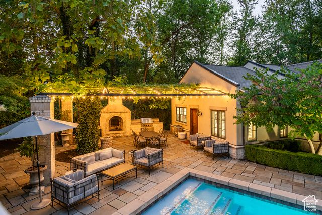 5508 S WALKER ESTATES CIR, Holladay, UT 84117