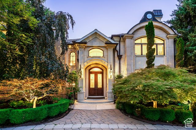 5508 S WALKER ESTATES CIR, Holladay, UT 84117