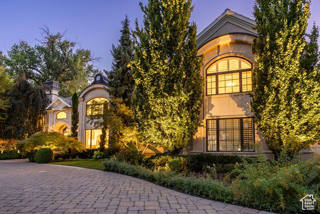 5508 S WALKER ESTATES CIR, Holladay, UT 84117