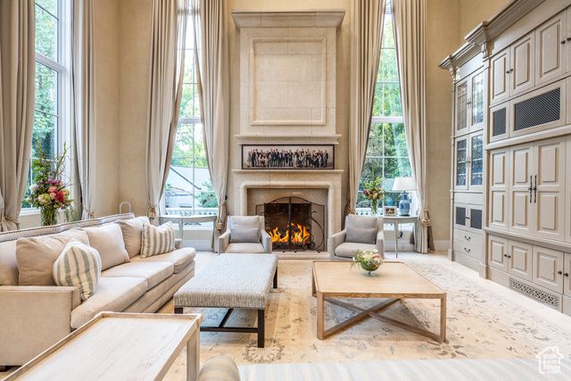 5508 S WALKER ESTATES CIR, Holladay, UT 84117