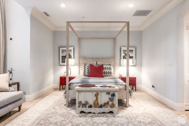 5508 S WALKER ESTATES CIR, Holladay, UT 84117