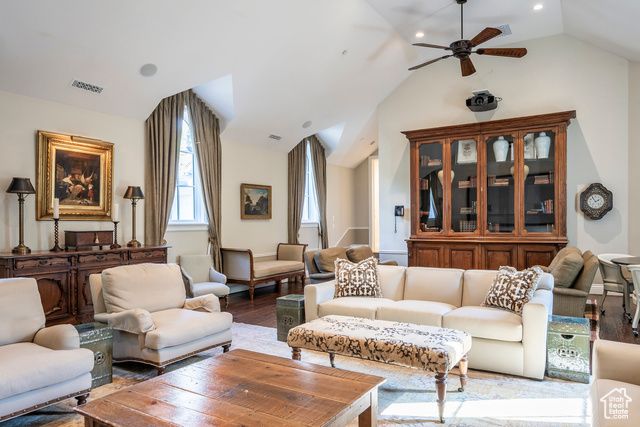 5508 S WALKER ESTATES CIR, Holladay, UT 84117