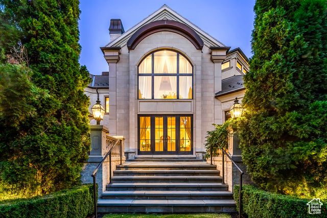 5508 S WALKER ESTATES CIR, Holladay, UT 84117