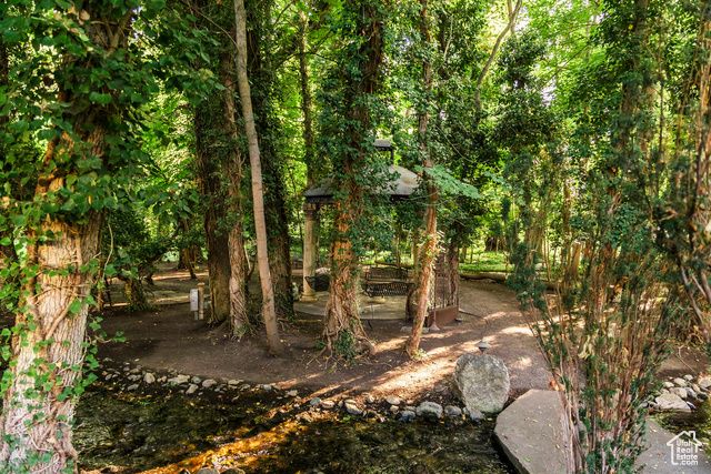 5508 S WALKER ESTATES CIR, Holladay, UT 84117