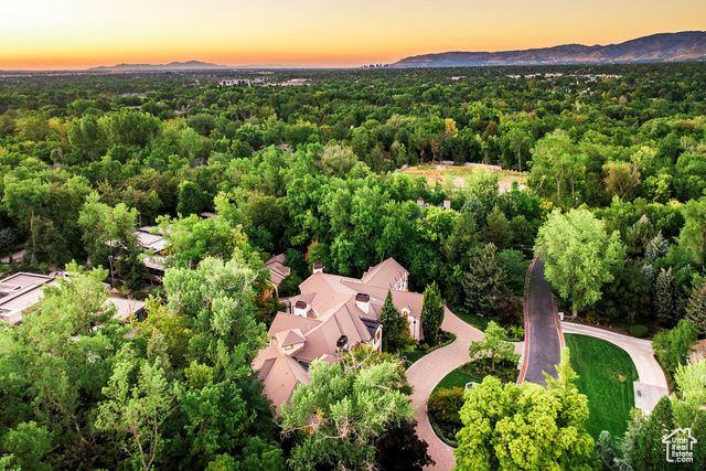 5508 S WALKER ESTATES CIR, Holladay, UT 84117