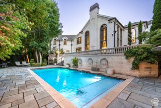 5508 S WALKER ESTATES CIR, Holladay, UT 84117