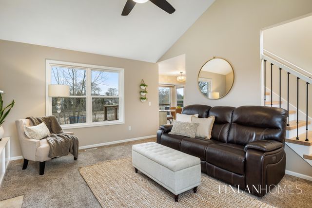 9061 Glengarry Court Se, Caledonia Vlg, MI 49316